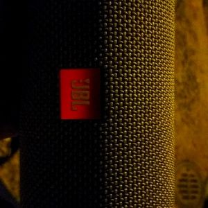 Job waterproof flip5 speaker